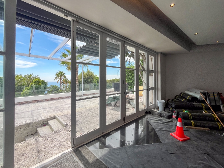 2 Bedroom Property for Sale in Fresnaye Western Cape